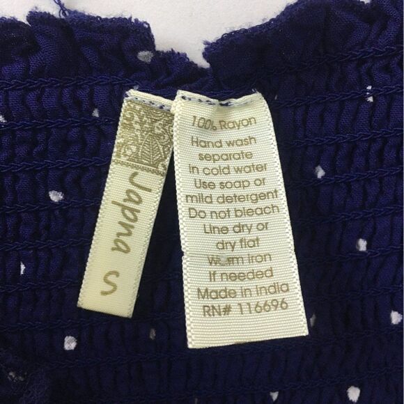 Japna Cropped top  Small Navy blue with white polka dots.   100% Rayon - Picture 6 of 6